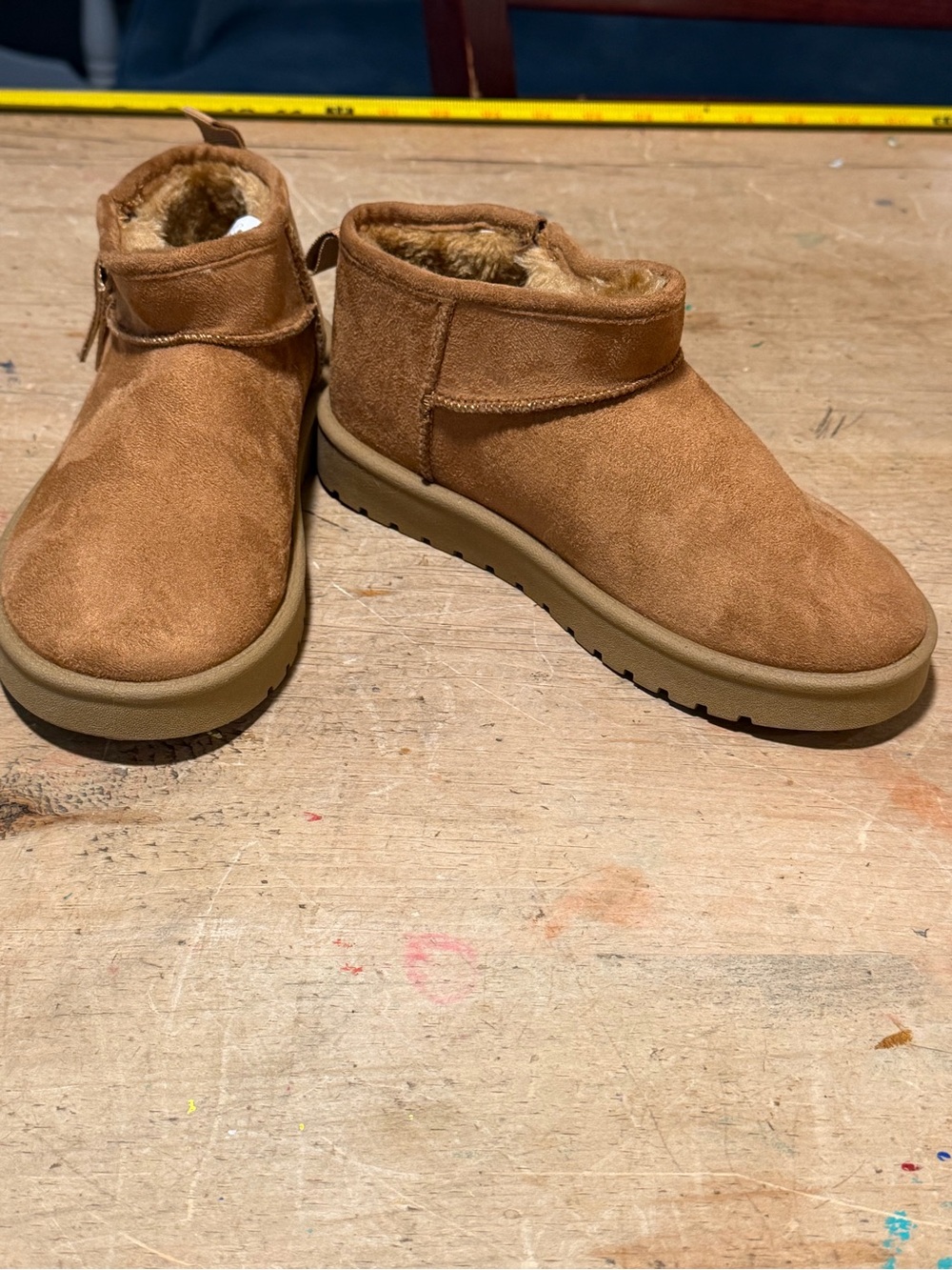Cozy Suede Fur-Lined Ankle Boots - Chestnut Youth size 2